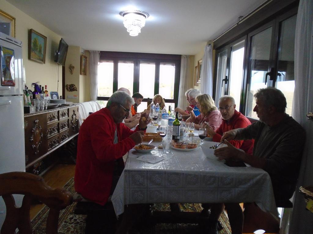 Albergue Victoria Сируэнья Экстерьер фото